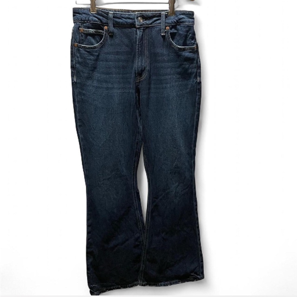 Bell Bottom Size 8 Jeans. 32x30 Rise 12 SxS Flare 11.5”